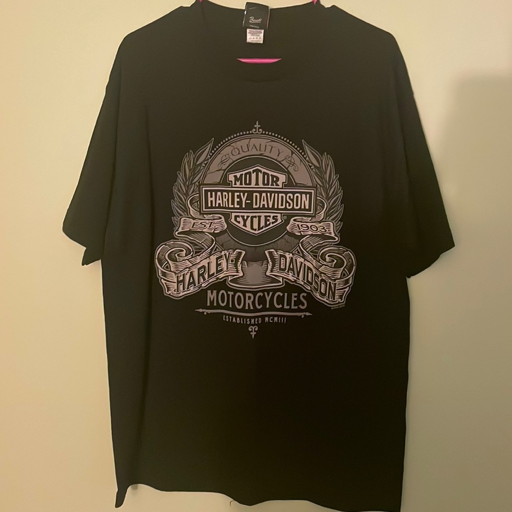 Brand New Harley Davidson T